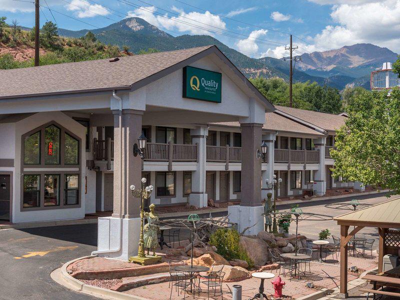 7E8DA4AA18A2850893CAC9A90D4D4907