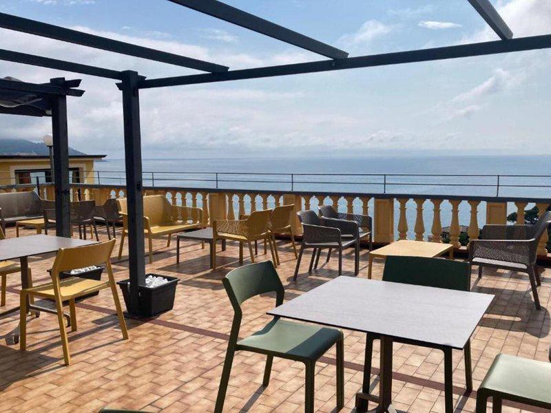 D5D18120D788AC4FB55156340AA9A9E5