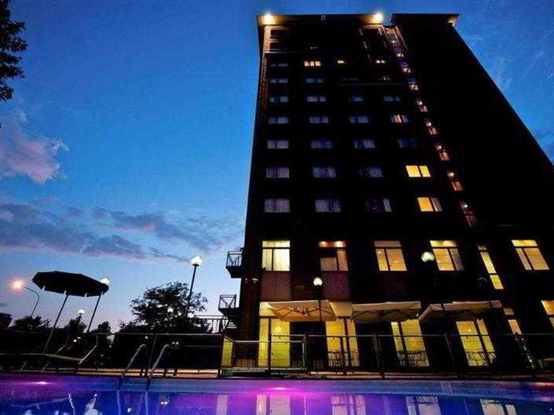 614EAED16147C5D379C4A22F5F1F2573