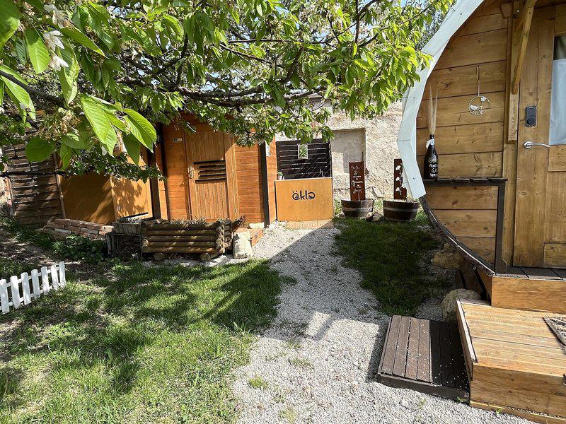 48E16A49BE6BB271E1AA24463B748B61