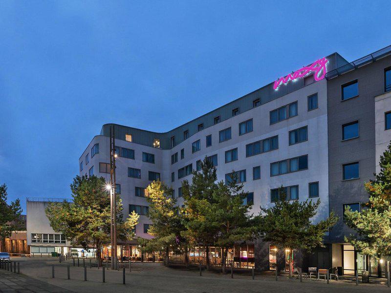 F1AD5A1A3E13F9280D33D0E160AB15F9