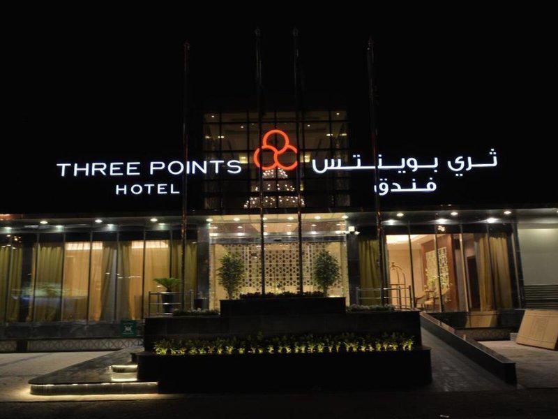 C0403D5F3051CD353A030D18F0DAA9DE