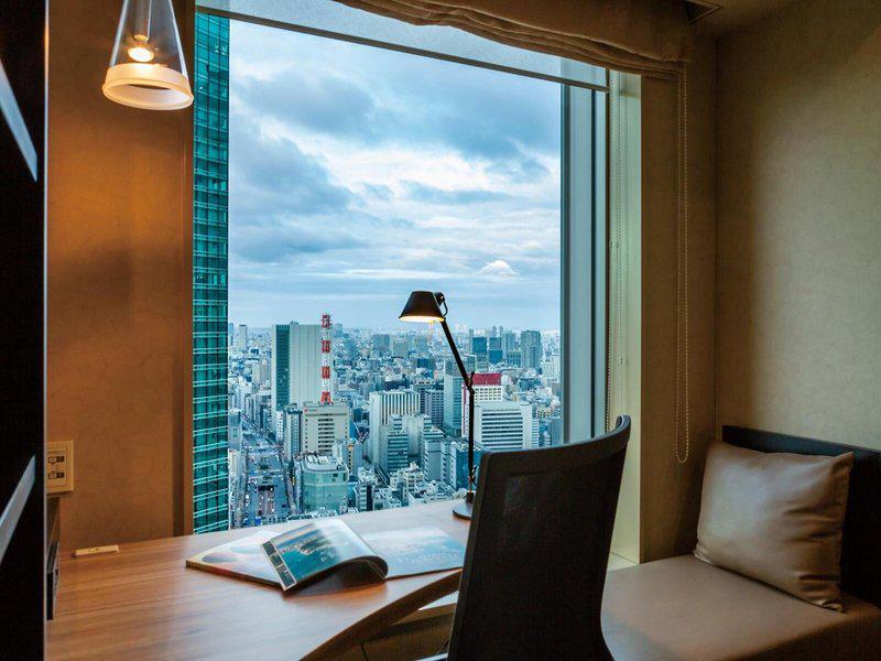 D37AE81E8E551F06FFA1671F664CFA94