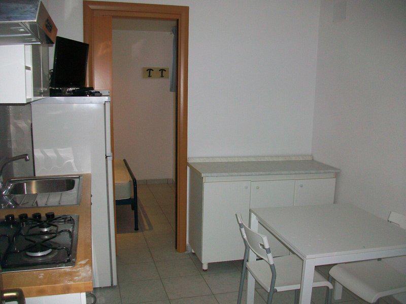 9A103C5F9C6E26DFB6930EECB20D1470