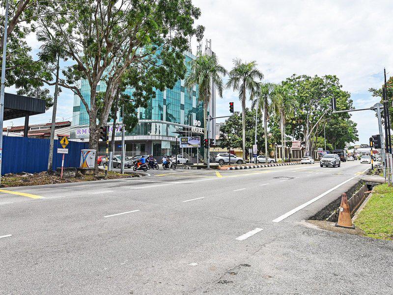 D93B0CFC6D3717D2F5ACC46D3B699039