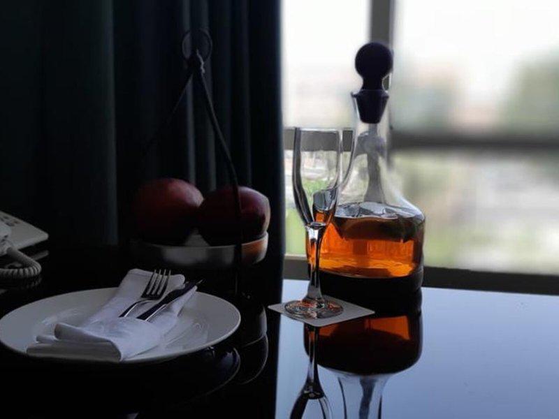 77EDBC6E250F5B1B3BD5323B199934E4