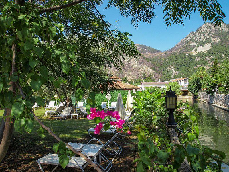 185B7824F4F3A0E2F5E57ECBCC81B6B2