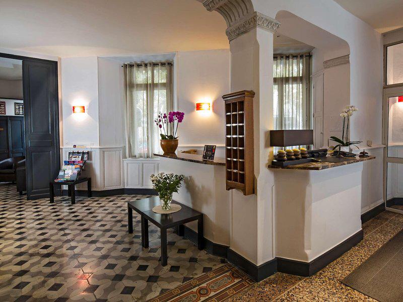 EDB444C4E5AA3A42F63C6000F7F2B0F3