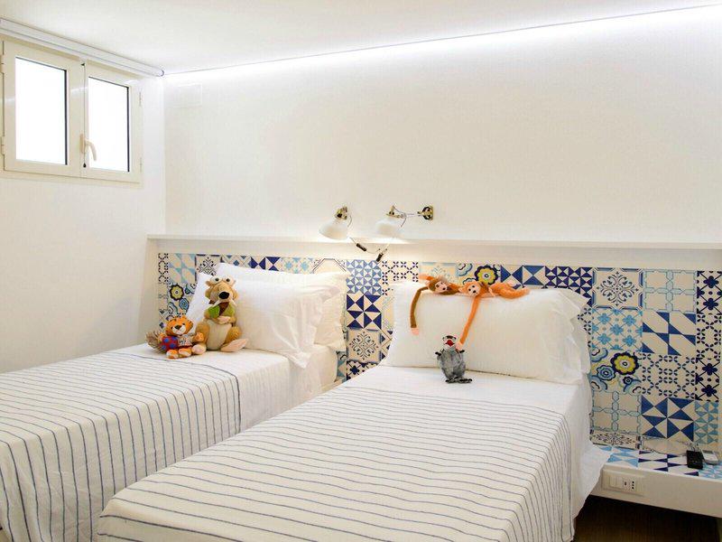 38513C0FE42B662D2C1AC44AA18017A2