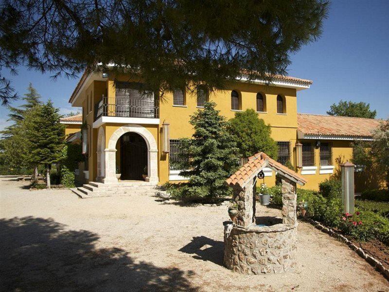 97A58EF101791708FA57F0A3829F1B4F