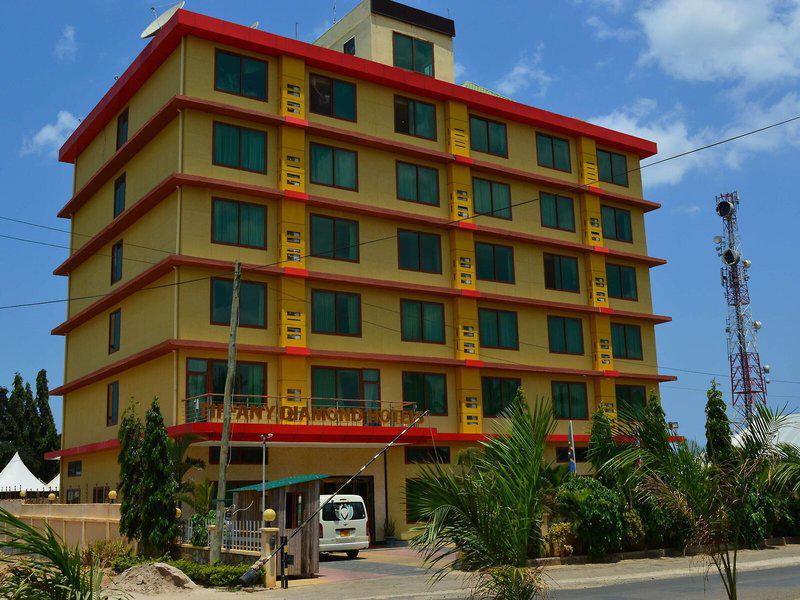 826CB3B68C5E4644162418922A76C381