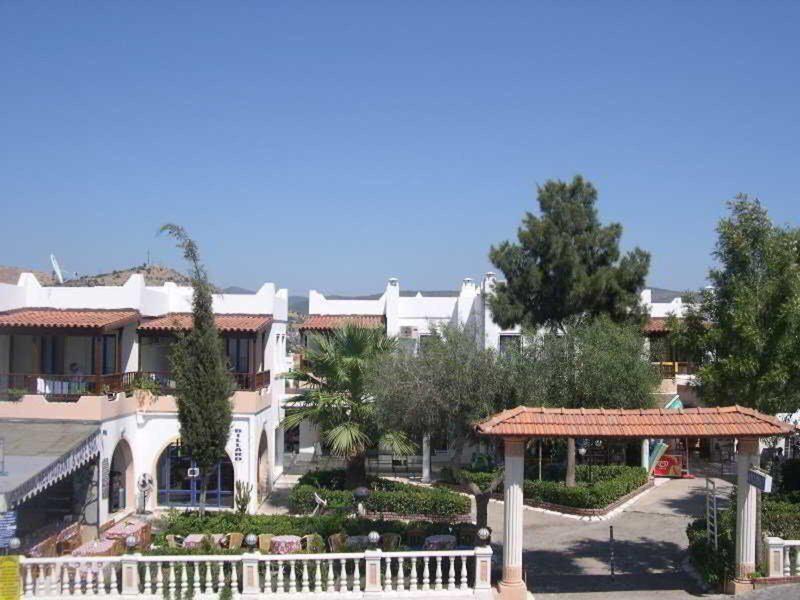 7FB2D106A2B47390D3D2BB4D9BEA9D1E