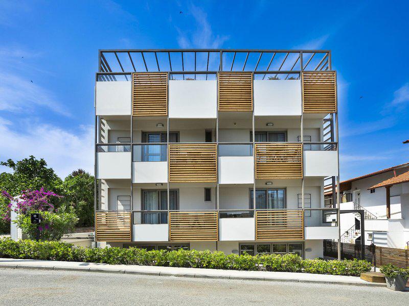 8113E3E04C0A72472EC1D3A4AA260437