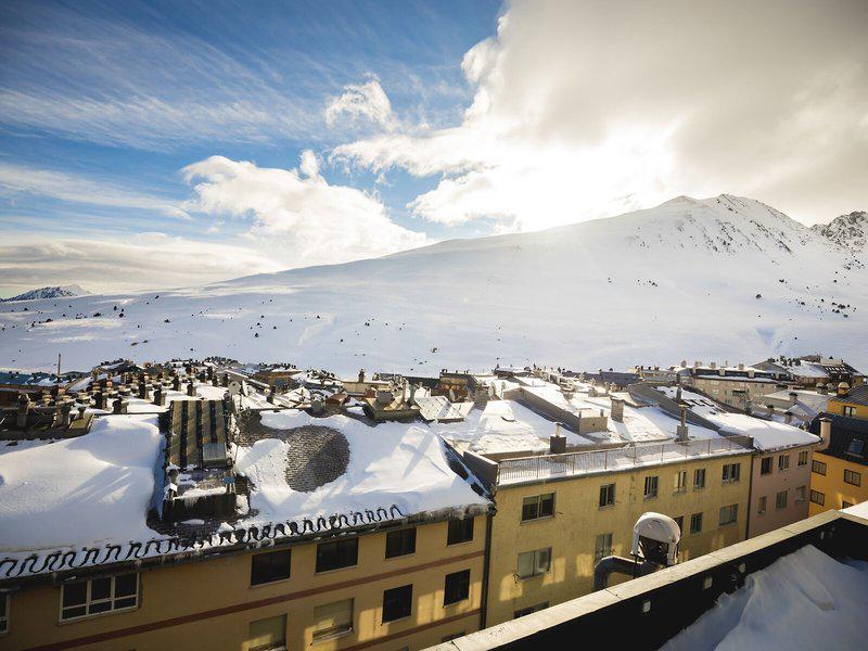 4C2F459541BDD97C06372CFB4D3CAF11