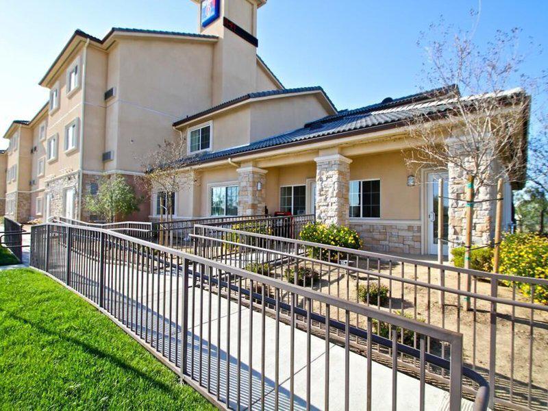 60F7E99BB84736EF1940433399E20C87