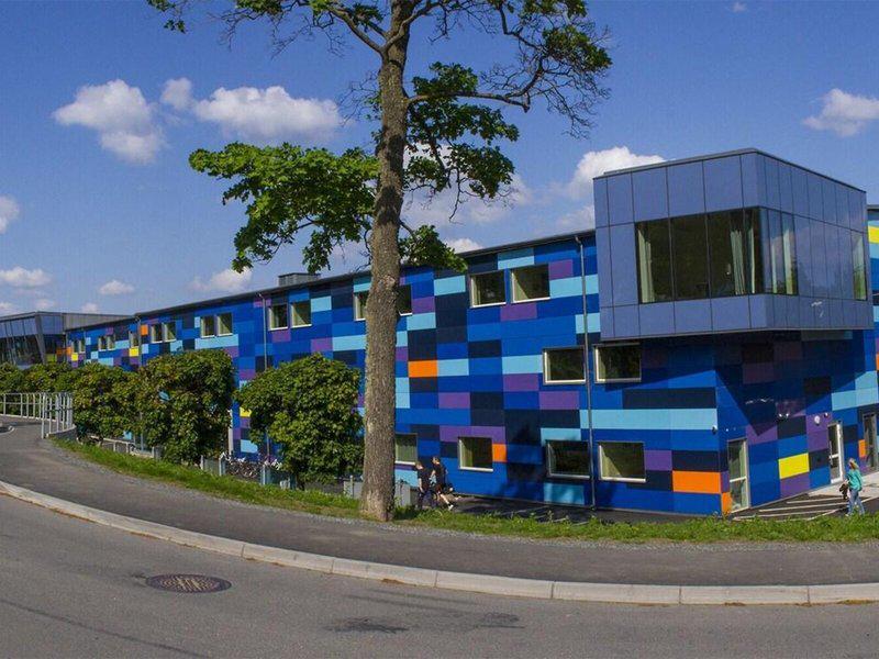 82C4DB2570AE6ECD5CF8722398EE3531