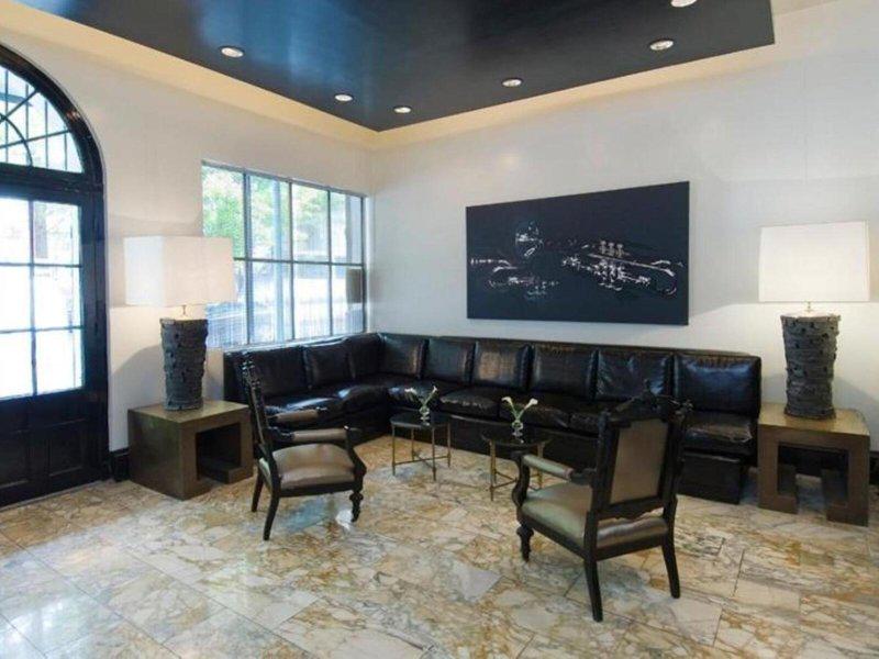 843037689BDE55B4A7A9C5AC13F37910