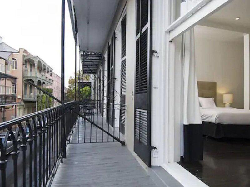 1640DB57716F9707C04C774FC7FCCBA6