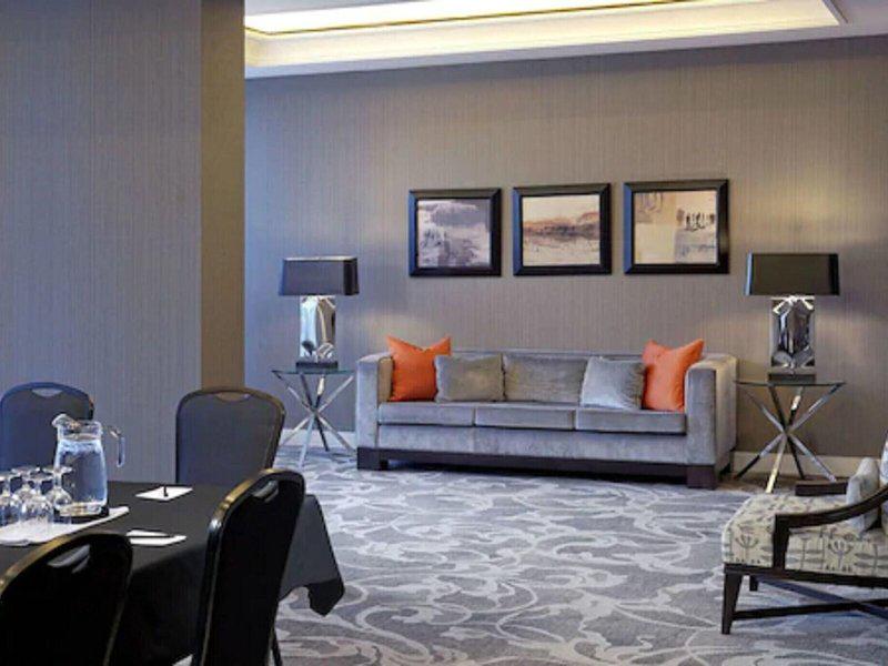 B0D9113121C0FDBAB7DF190024D375C2