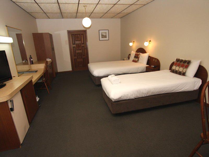 D0D76BFF6513BDEEF970C3A8C9763EF6