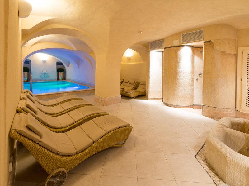 EE589DE16CD38940C91035FBD1BC5D8D