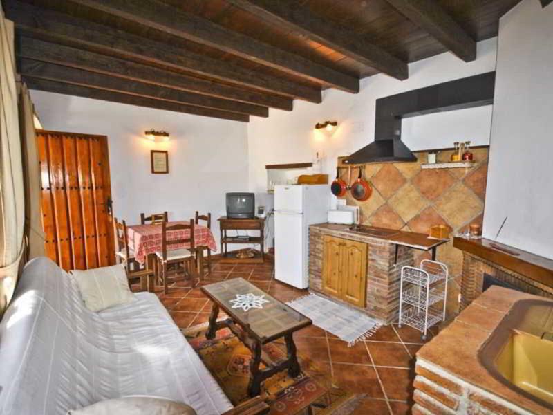 479FB8A239BD1AFBC1B586946895ACDF