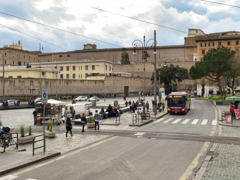 686D5A51E23AAB499106A3A4C90266E0