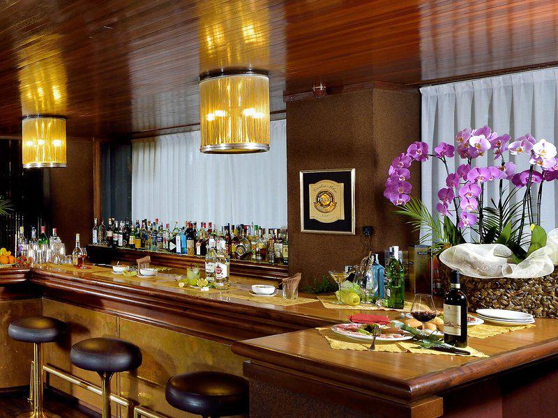 A5BB34FB0F5C8D098269DD7F82C6AAAF