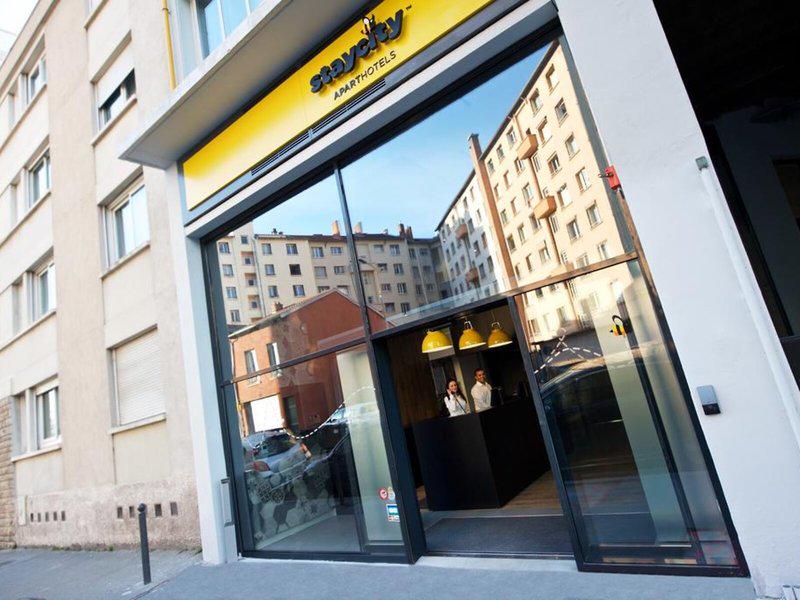 523F21DE9717265B9E6A188DA897F61B