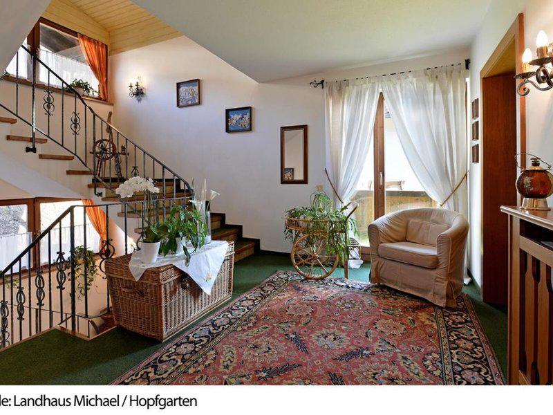 8C64329B922BB4003749DDBDD2DDE141