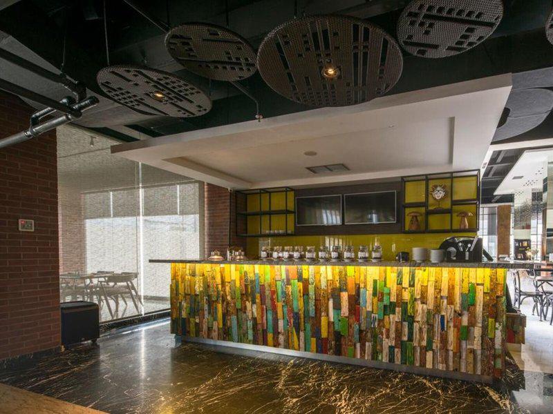 16180974227DF5157C7FDB1F1777E3DC