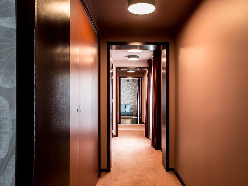 3899A65700121578E40769917A343880