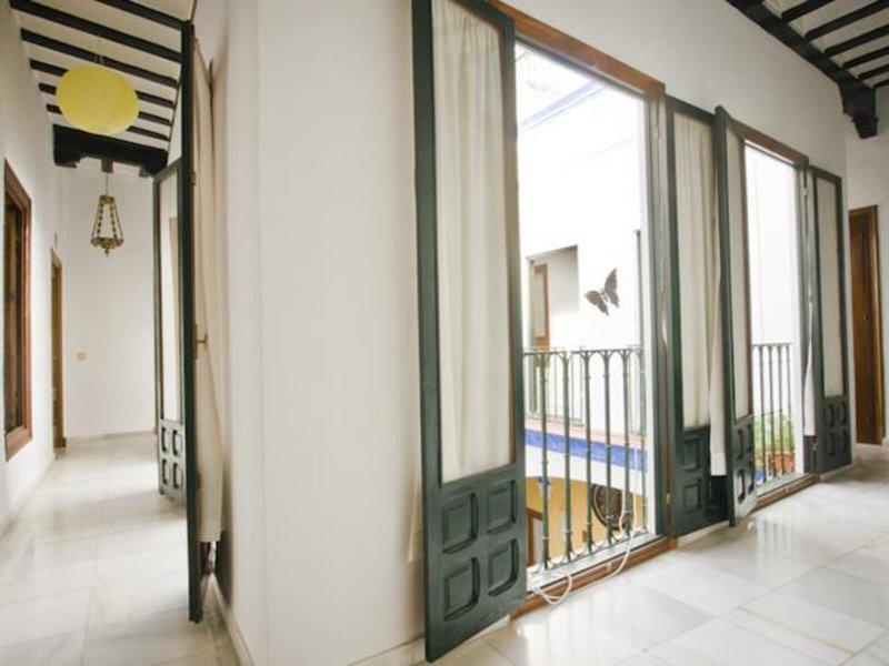 AA735B640C744EEC7F7509285CC96D2E