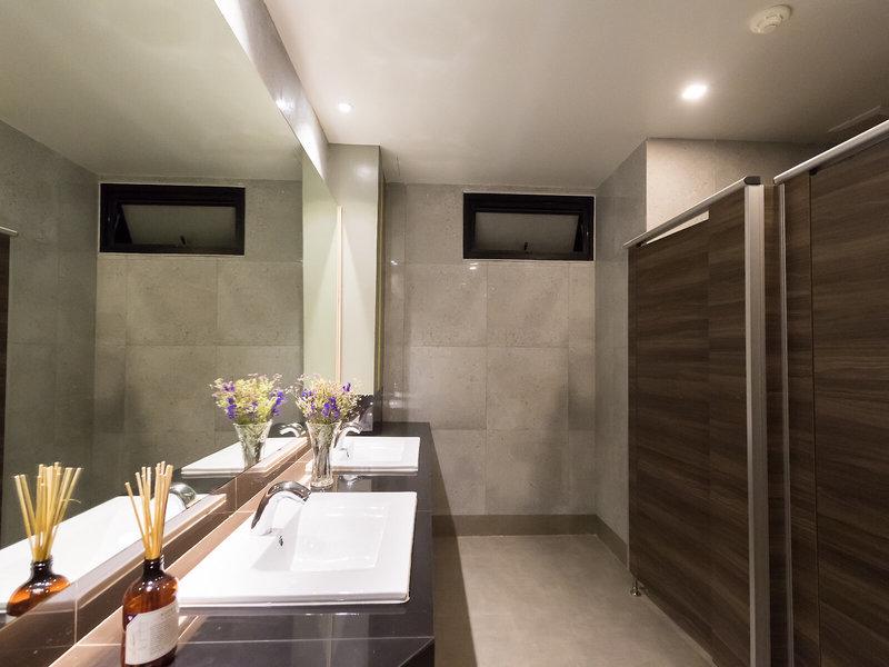 C43A1E60DACFF4A3F25B0AE4A0960EBF