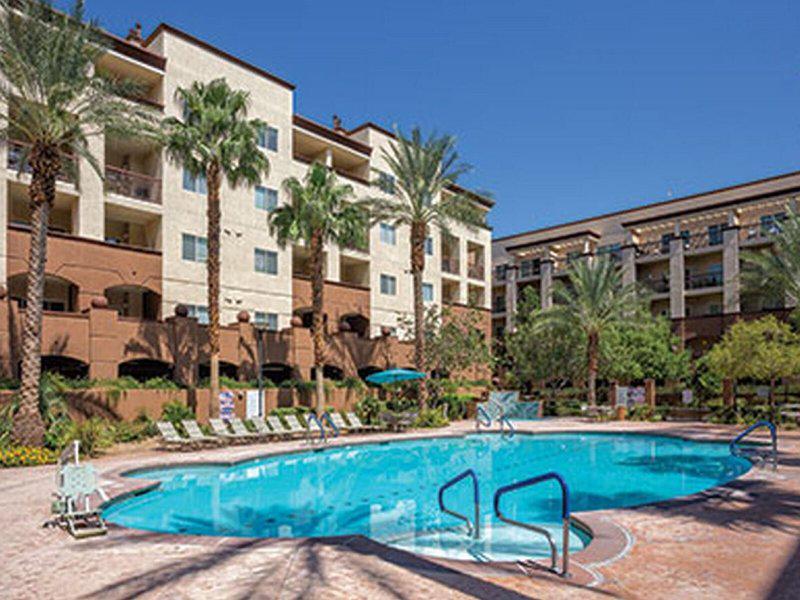 480EC6AB34C34571C1B03B2BC44F06A9