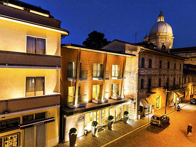 6FF620D03279F536F95E5EE68D08B8D3