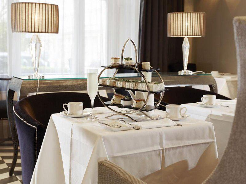 7F4DFF37F0D0CB44AEBA2084D0F4F715