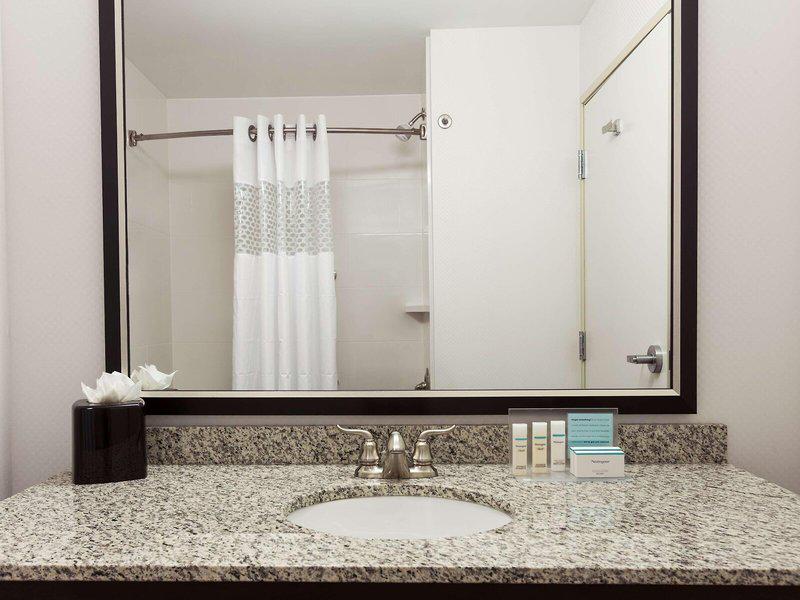 AD58B527A8E3FDBEDA29B7C0542049B9