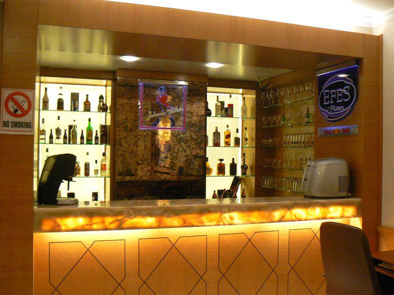 8F19B0653BE870186FC1BA83578E3038