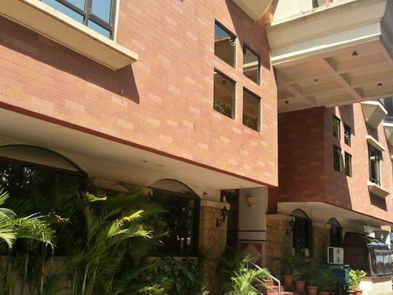 C5E395EE6F04F75873BAF3BCB350BBD8