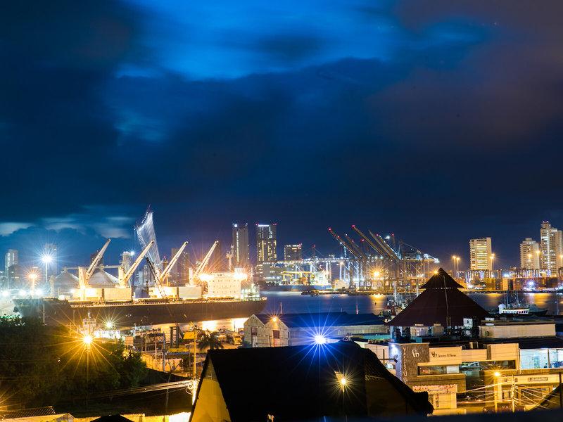 AE1350F967857CD00F7E98548E056B5C