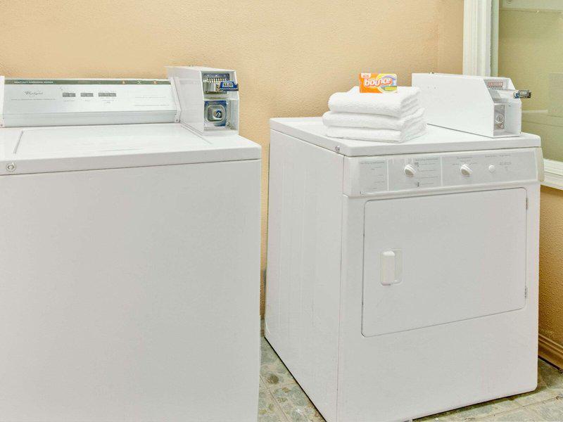 4EBAD414088714340283E323B1F4ABD8