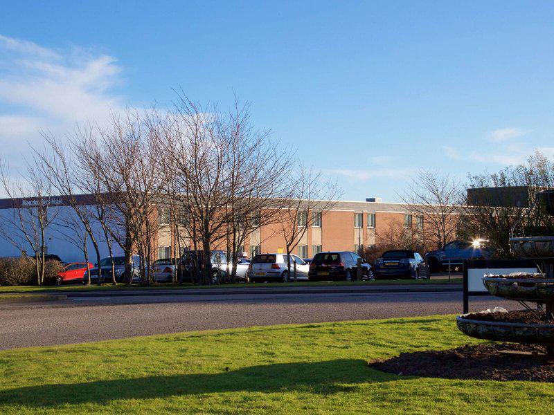 654AC1E7B190A75F1E1815F7CDB817DC