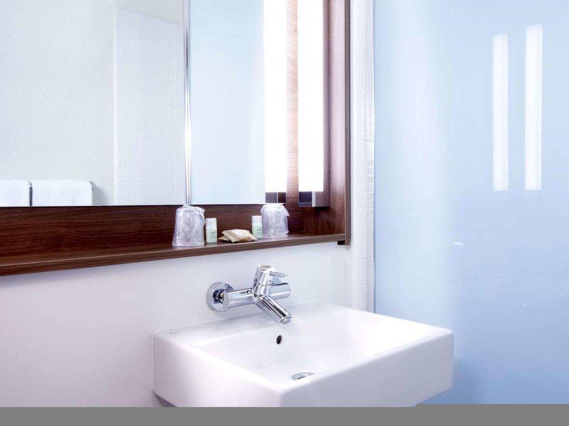 5058C1FEA70DC5E3A39148F43C0A9EE8