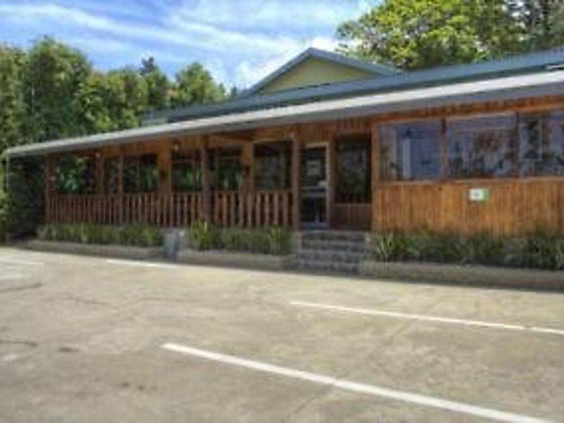 4C7E5AA53A6426C42C713B5DCDEC468A