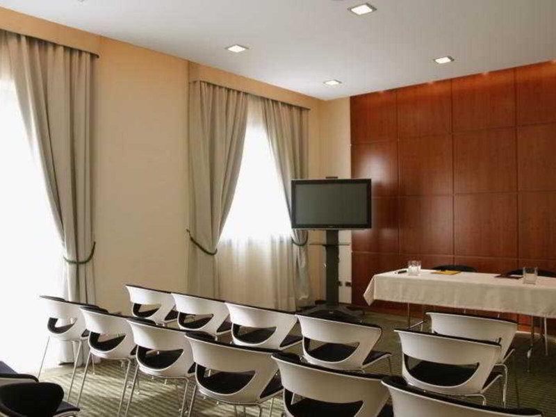 E7123519ECF2517FEF8DA6D5472F5157