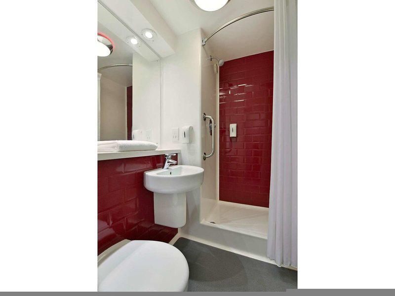 22C54064AE76A186249C686AAD254F3E