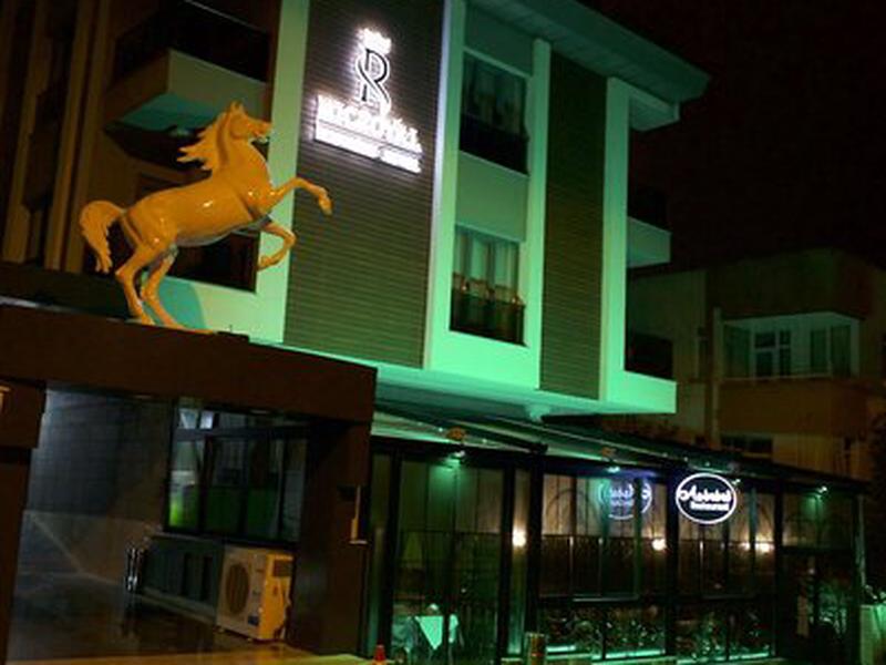 D05F8CF8F36B71B3C49C31E5E6372BBF