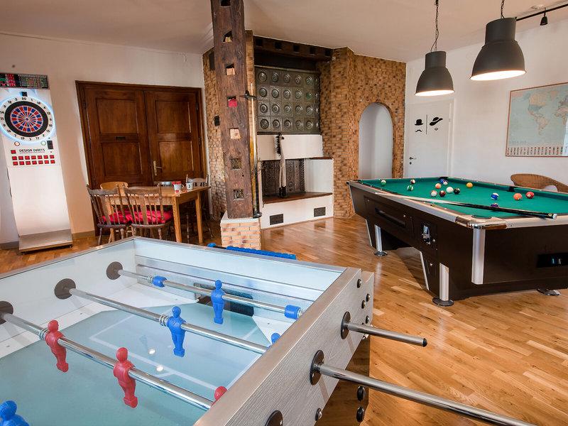 BD7AD130704A835276A19A9D8E00F9EC