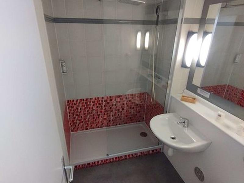 64077C9A1F16DE23D6C413F55262655F